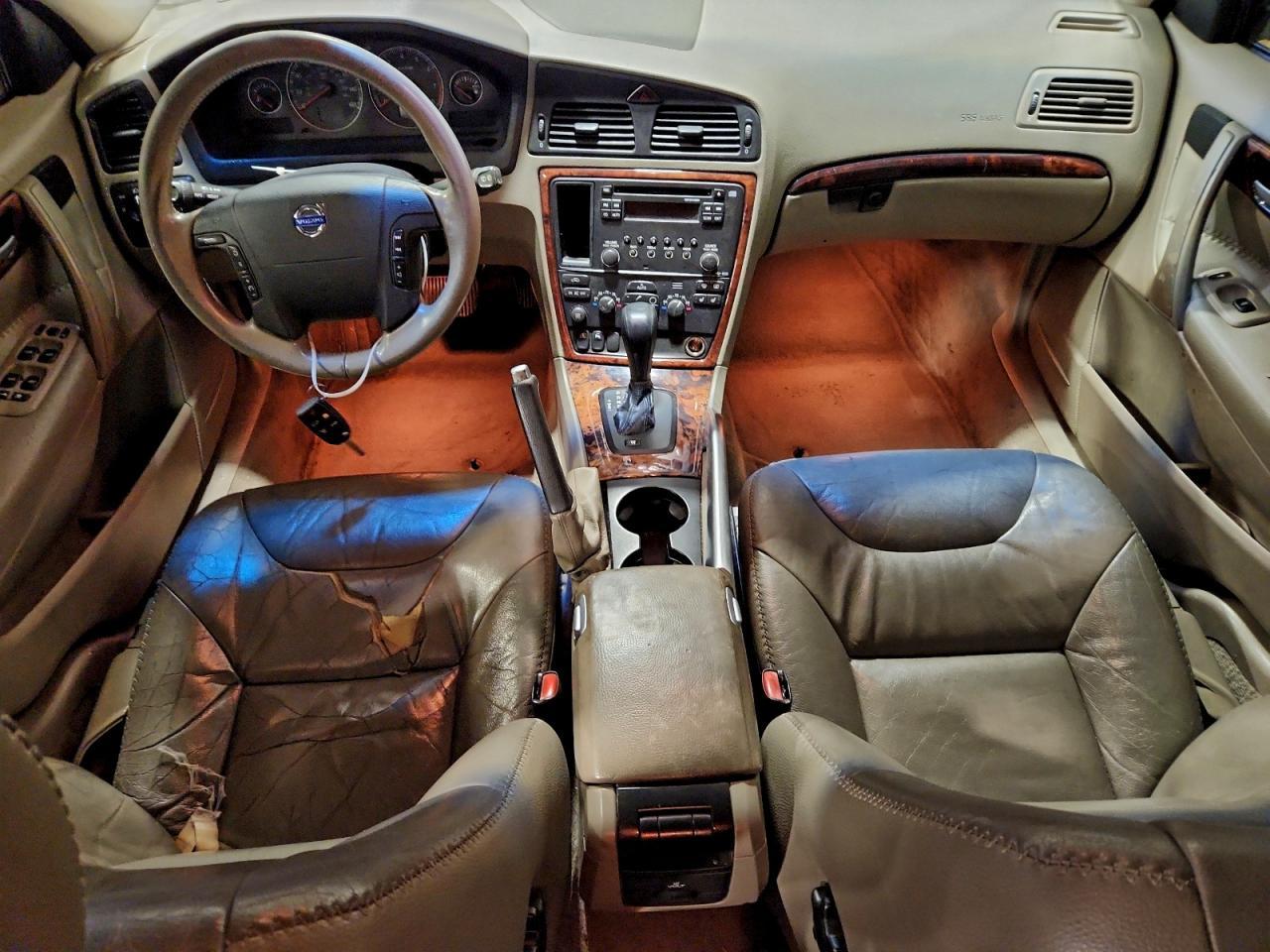 2006 VOLVO XC70
