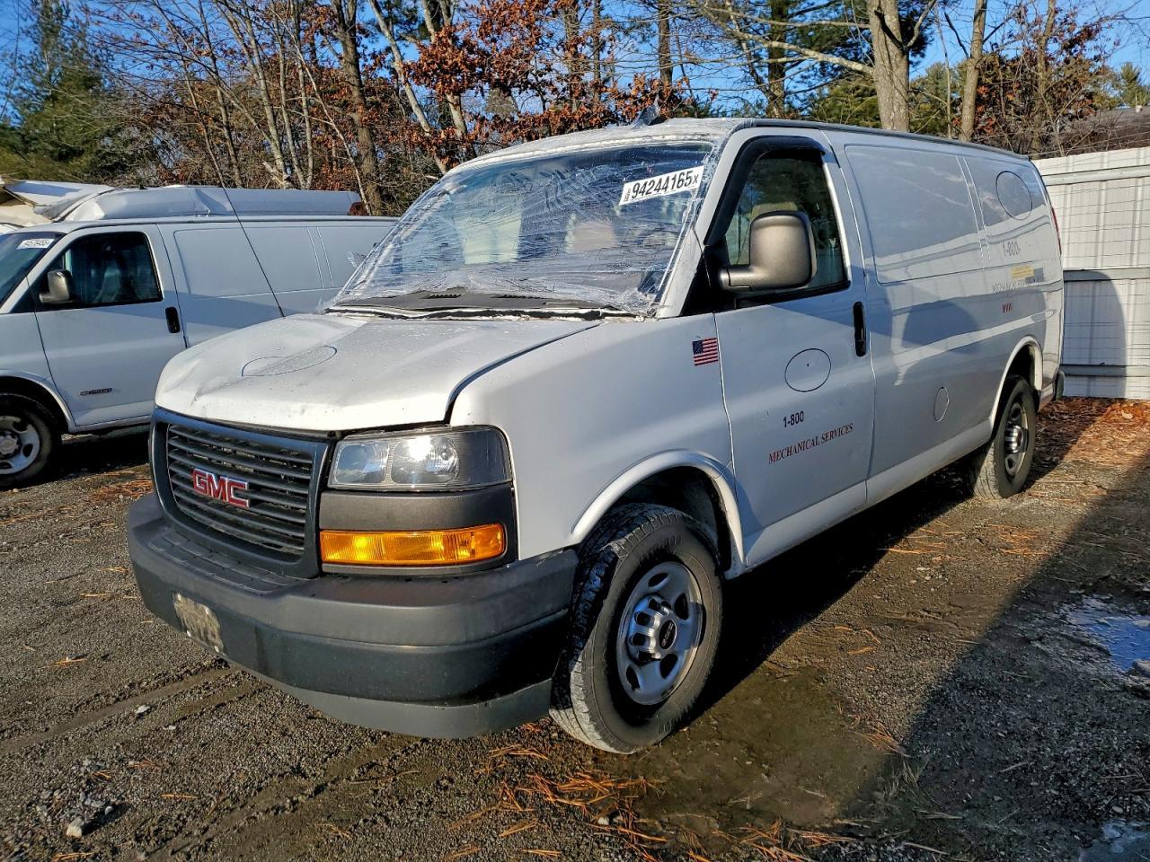 2018 GMC Savana