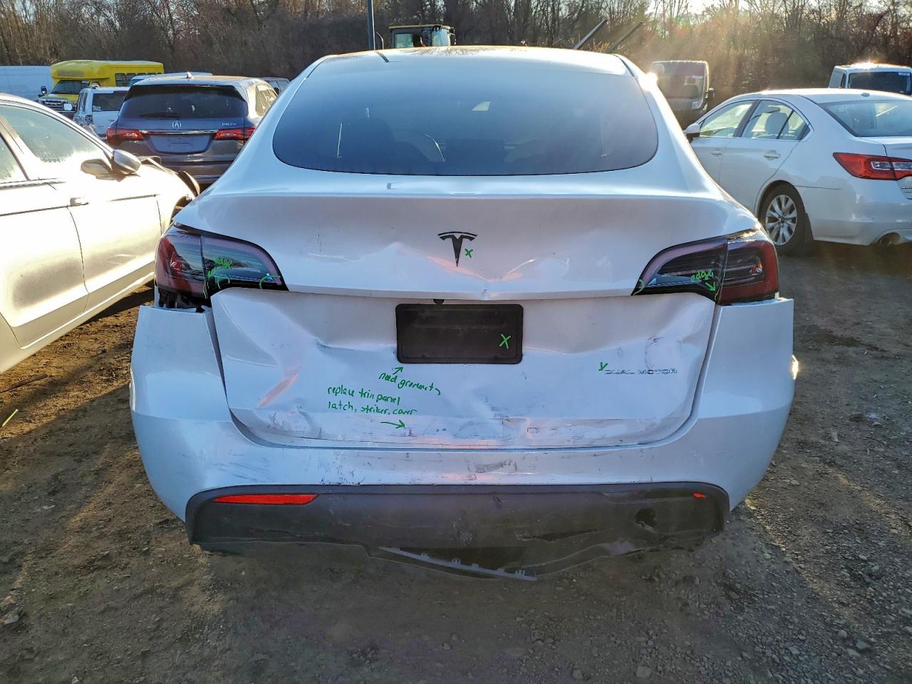 2023 TESLA MODEL Y