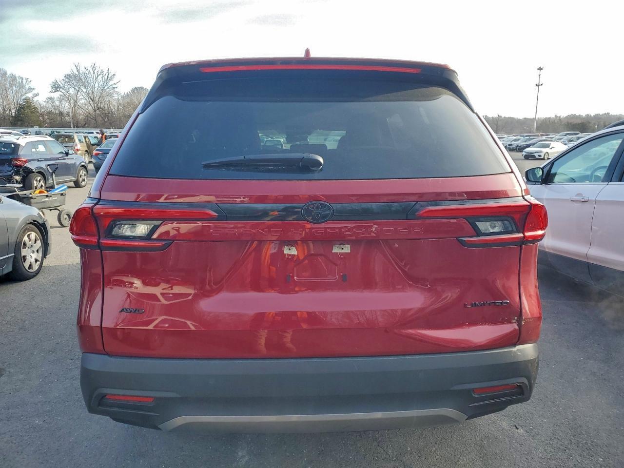 2024 TOYOTA HIGHLANDER