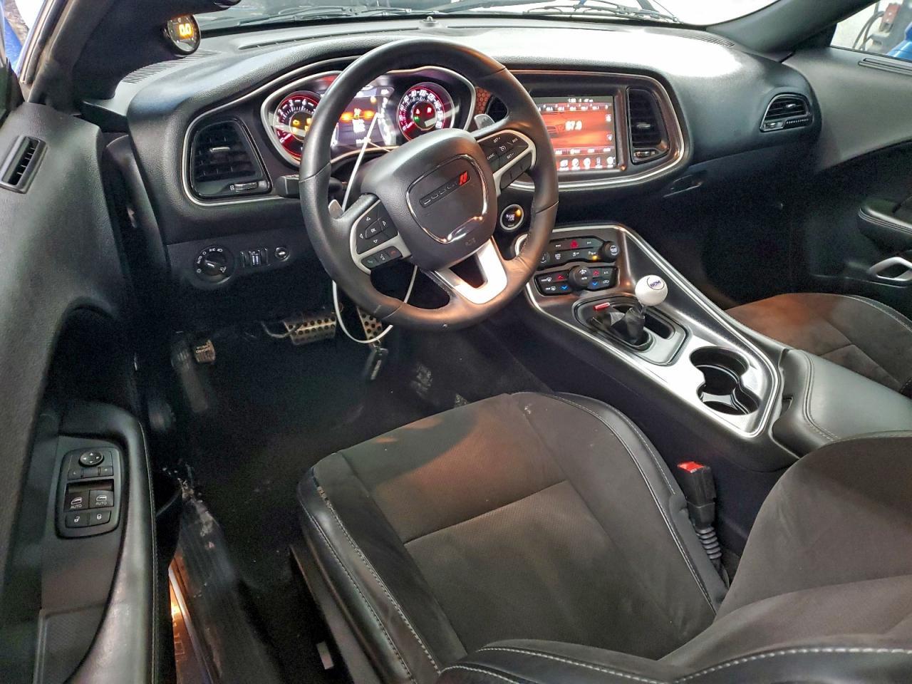 2015 DODGE Challenger