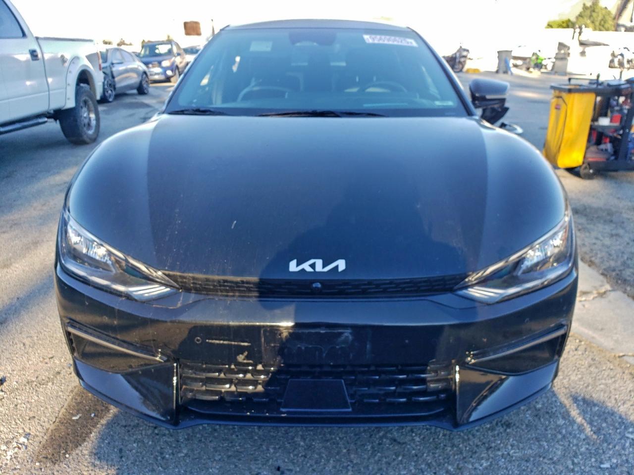 2024 KIA EV6