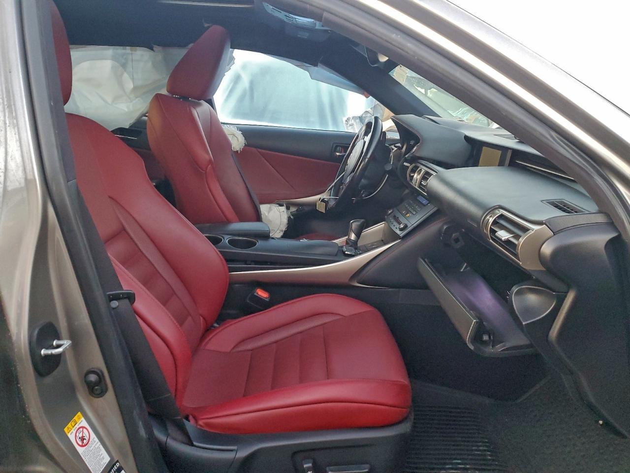 2016 LEXUS IS 300