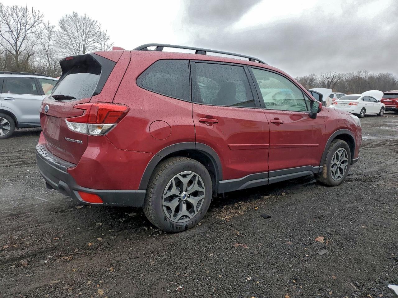 2022 SUBARU FORESTER