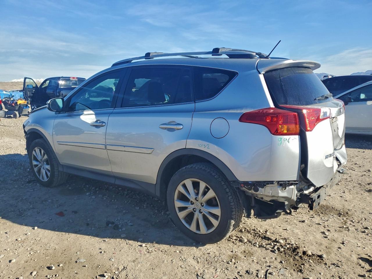 2015 TOYOTA RAV4