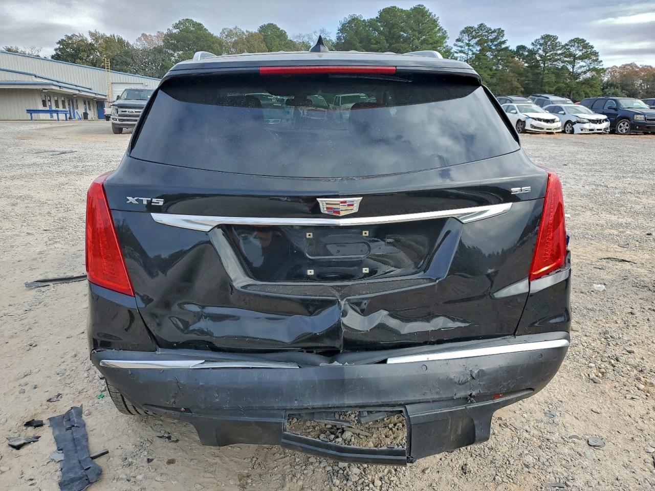 2017 CADILLAC XT5