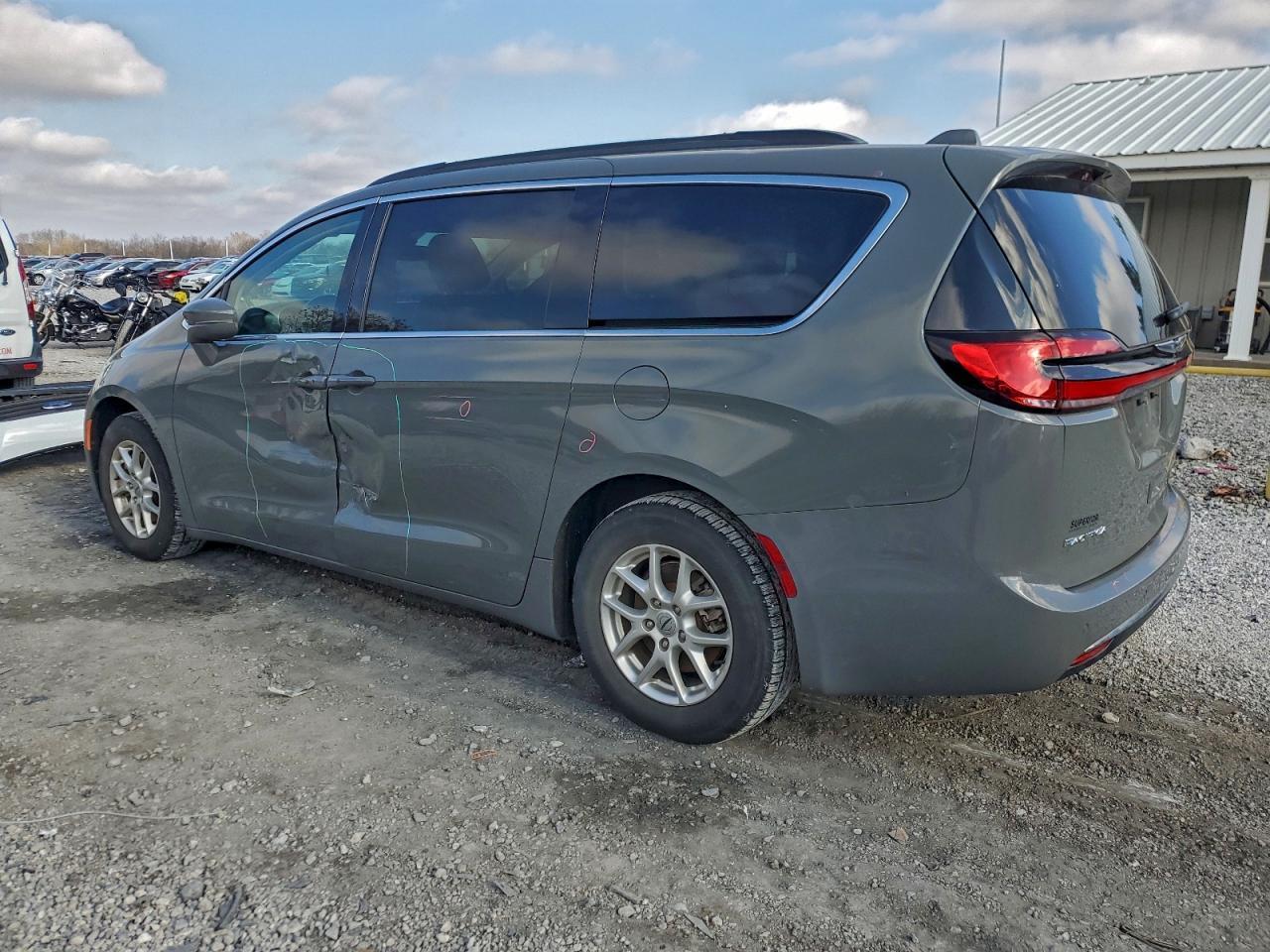 2022 CHRYSLER Pacifica