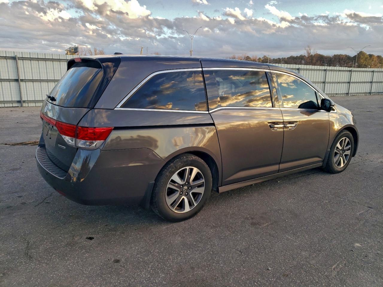 2014 HONDA ODYSSEY