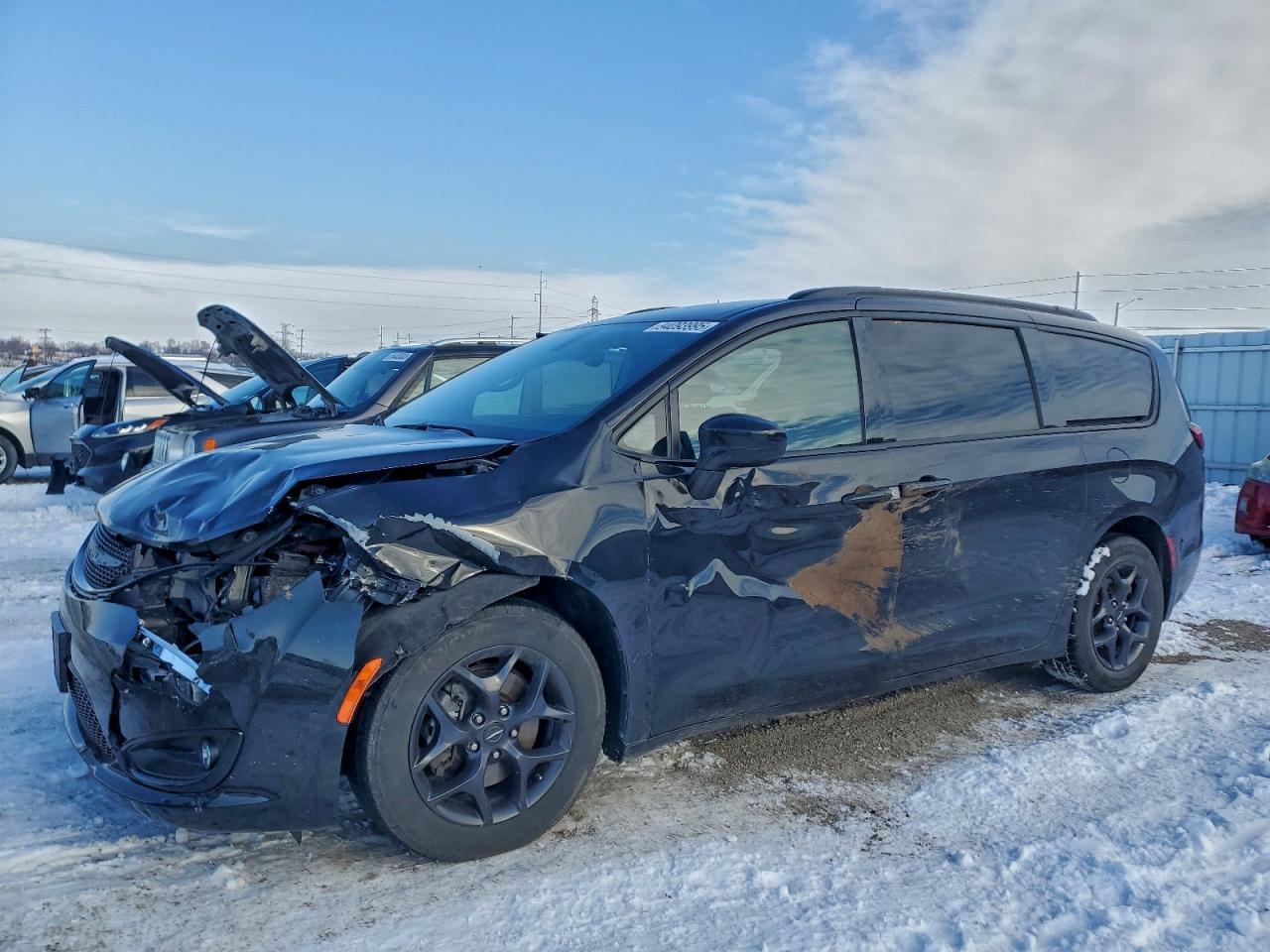 2020 CHRYSLER Pacifica