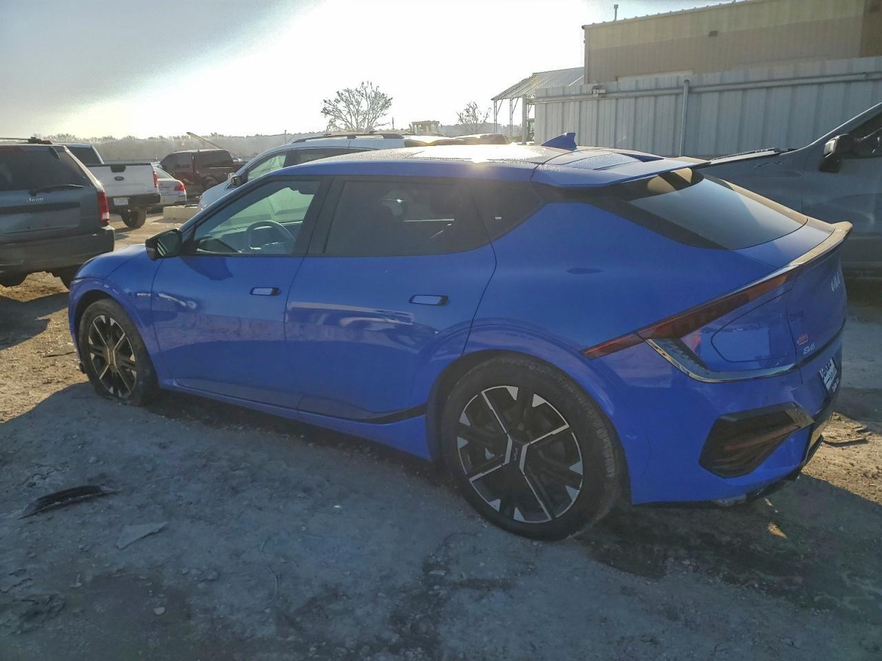 2025 KIA EV6