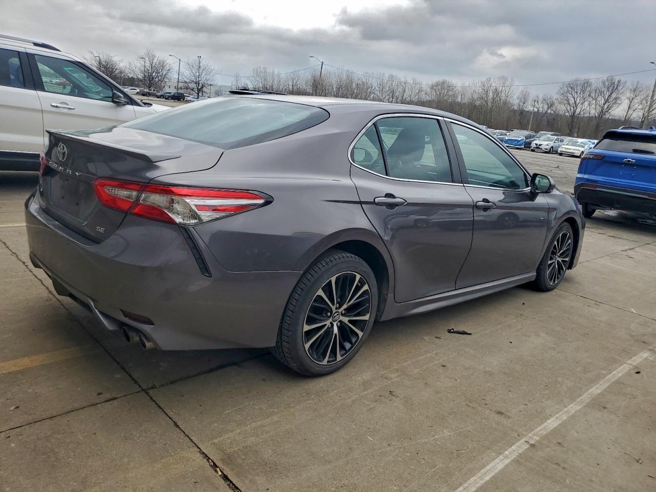 2018 TOYOTA CAMRY