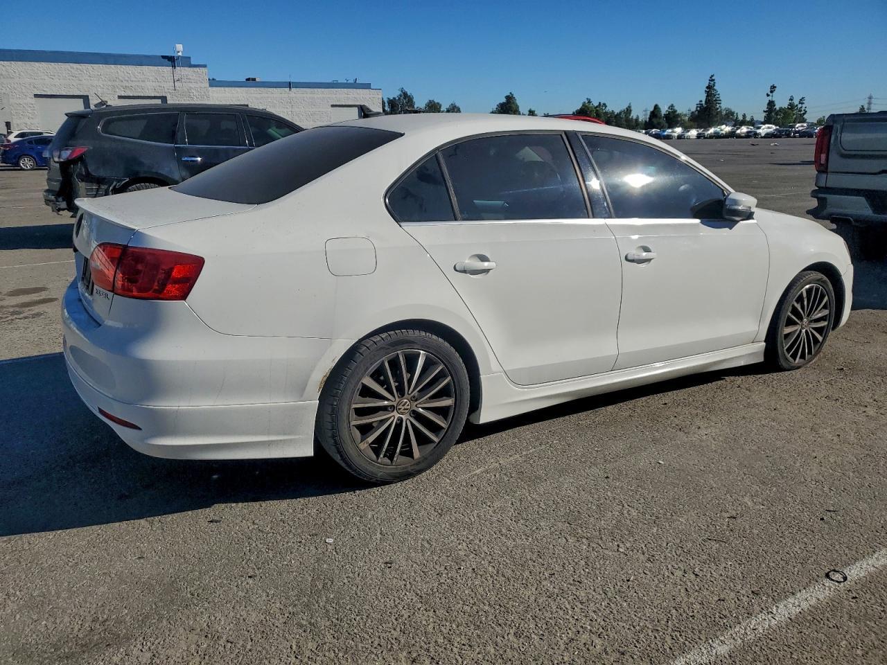 2012 VOLKSWAGEN JETTA
