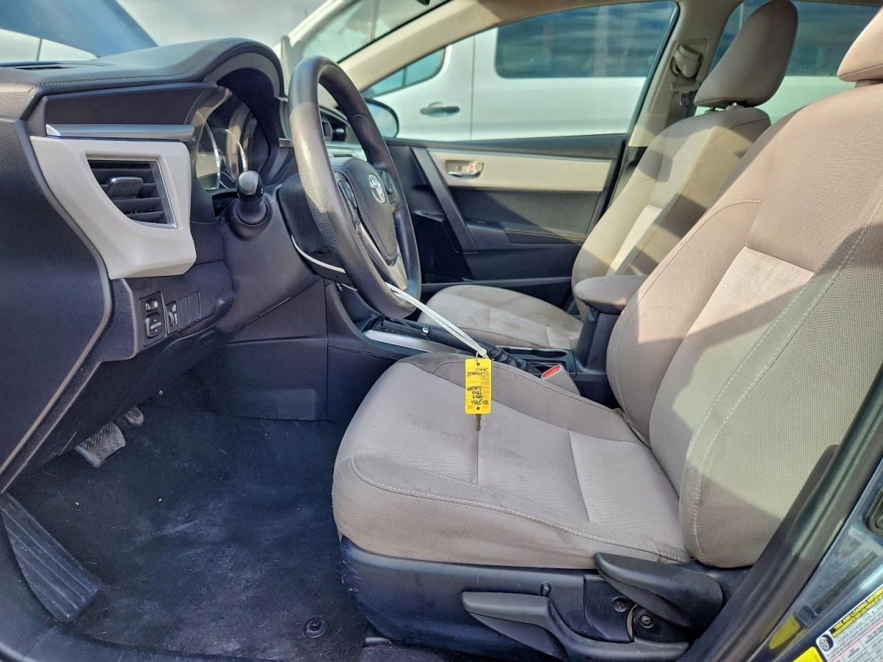 2015 TOYOTA COROLLA