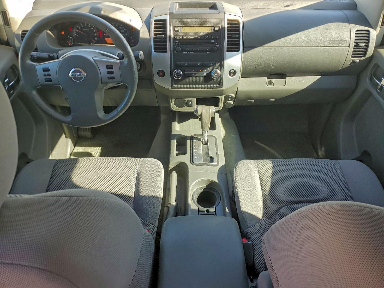 2012 NISSAN Frontier
