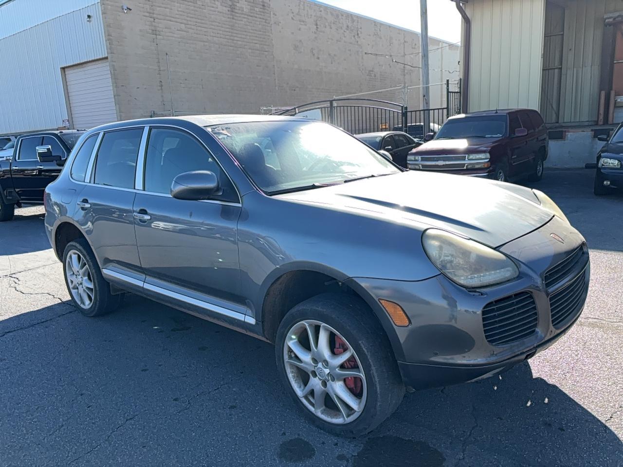 2005 PORSCHE CAYENNE
