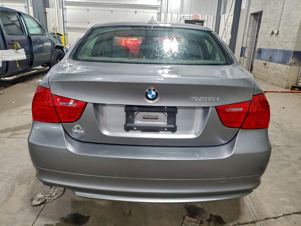 2010 BMW 3 SERIES