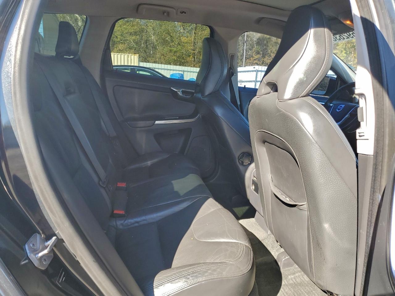 2014 VOLVO XC60