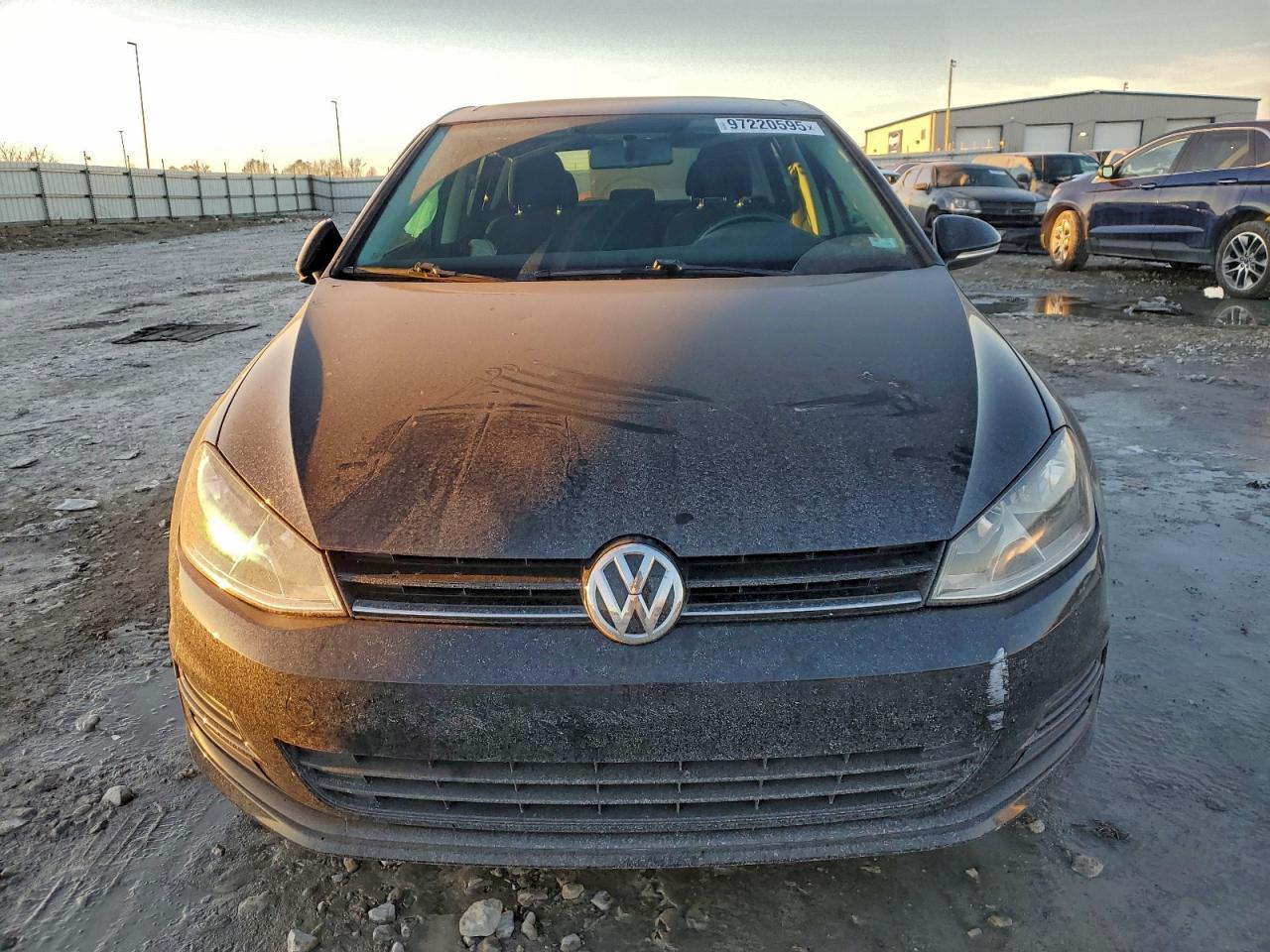 2016 VOLKSWAGEN GOLF