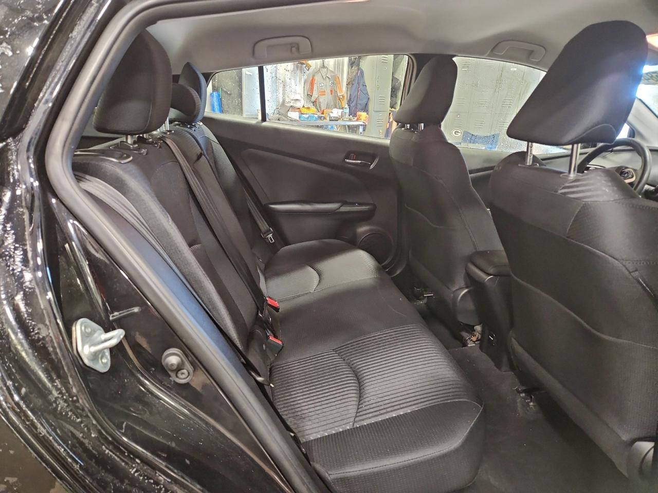 2017 TOYOTA PRIUS