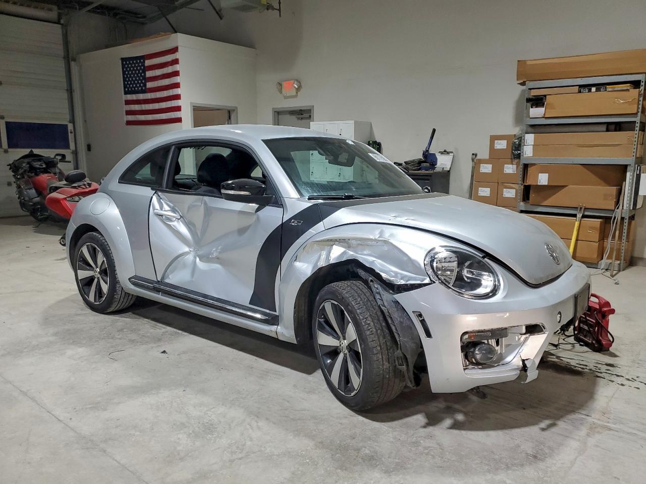 2014 VOLKSWAGEN Beetle
