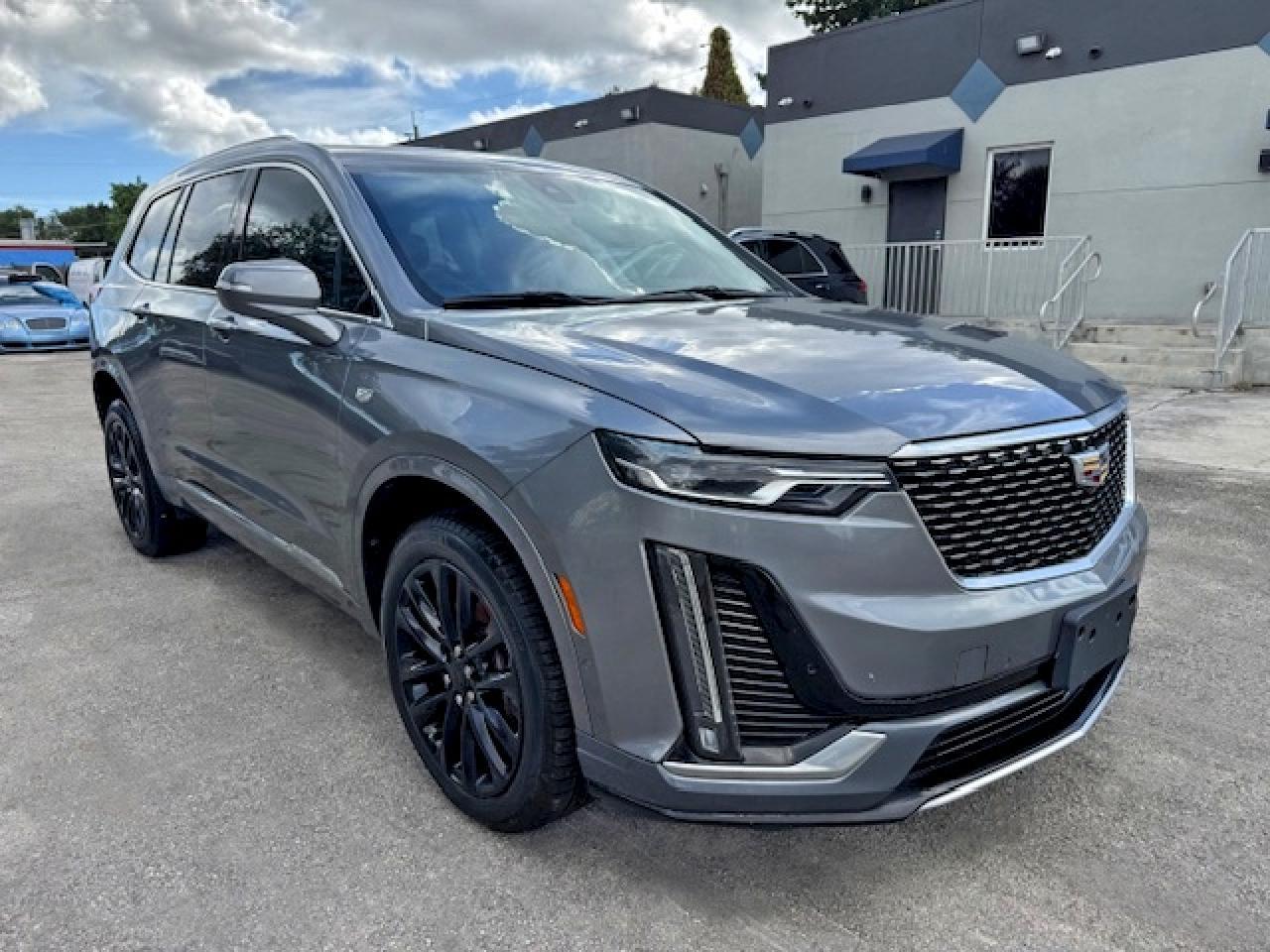 2020 CADILLAC XT6