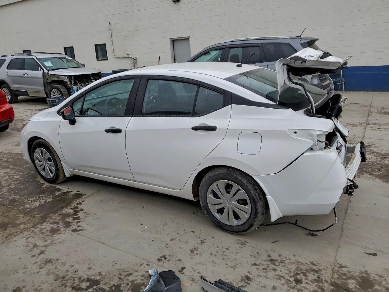 2021 NISSAN VERSA