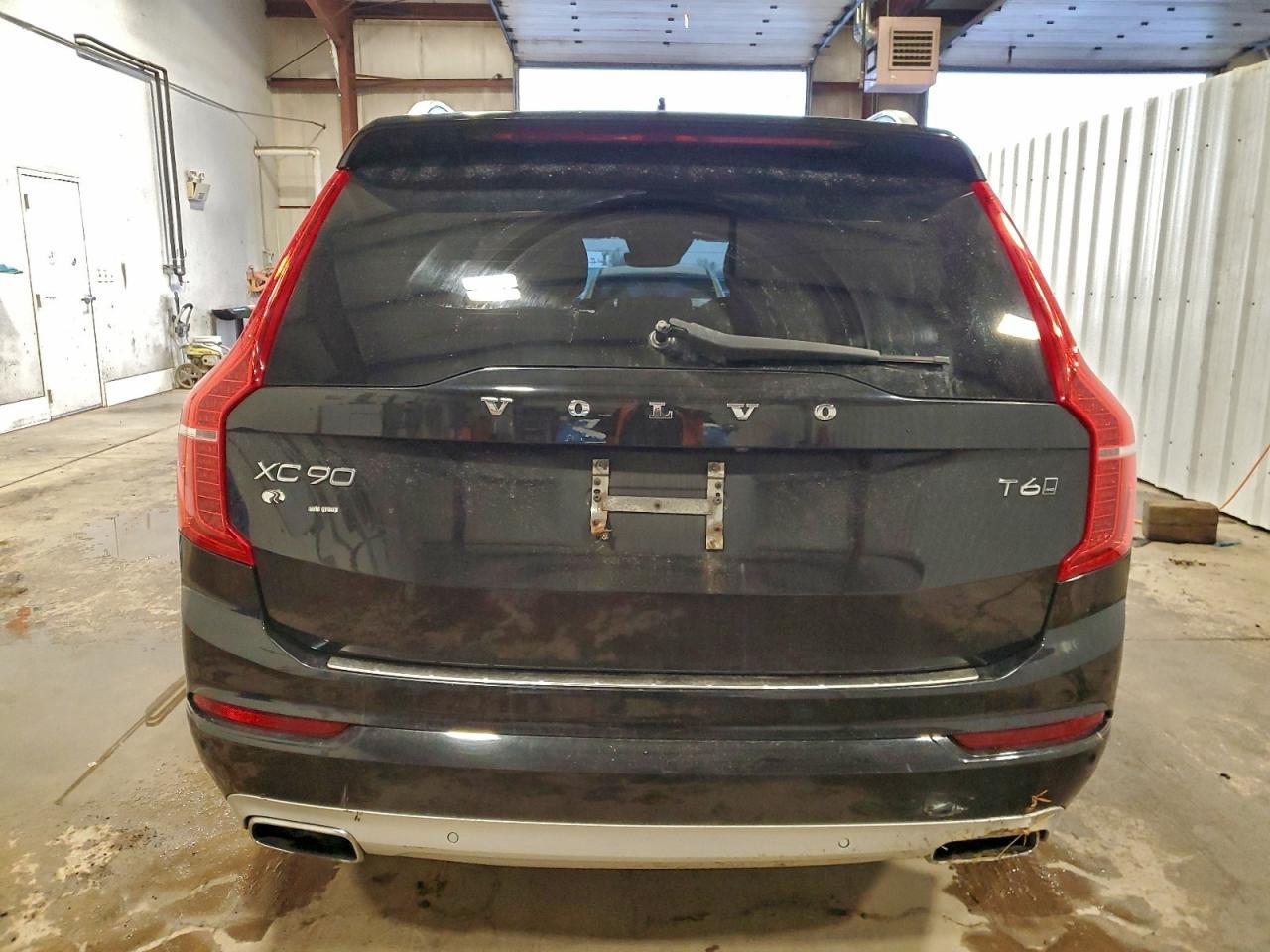 2019 VOLVO XC90