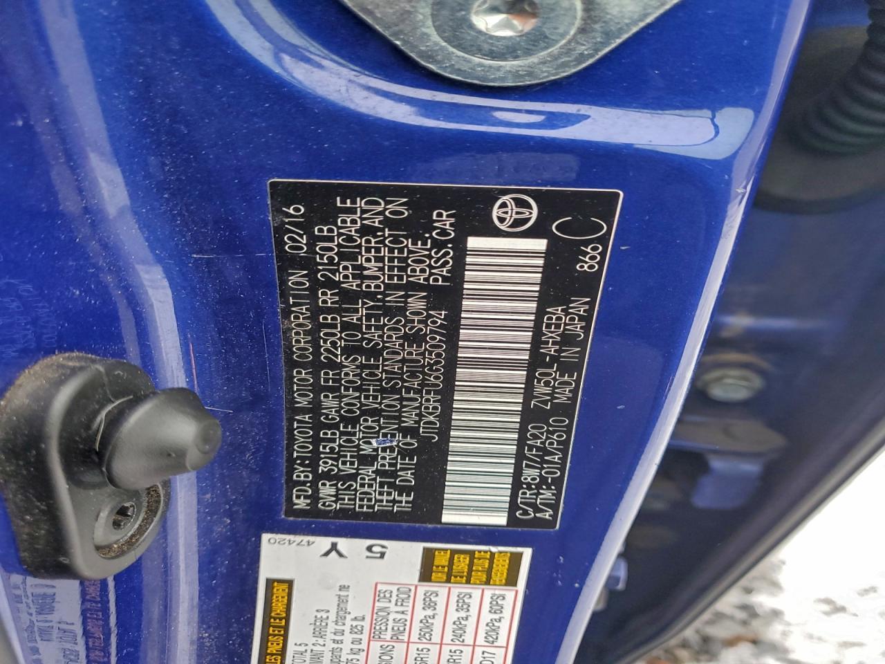 2016 TOYOTA PRIUS