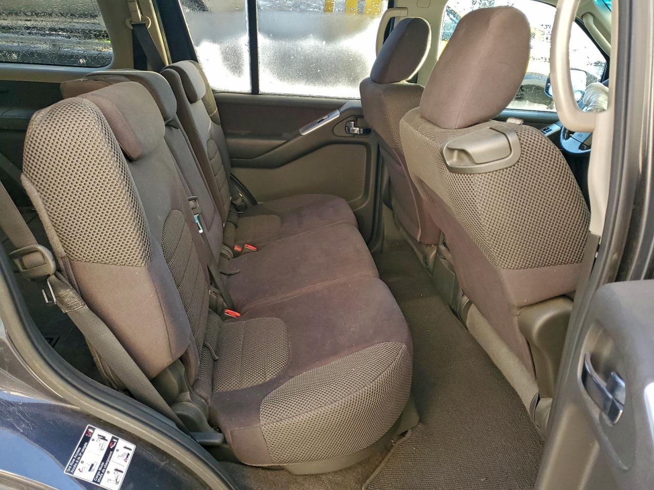 2010 NISSAN PATHFINDER