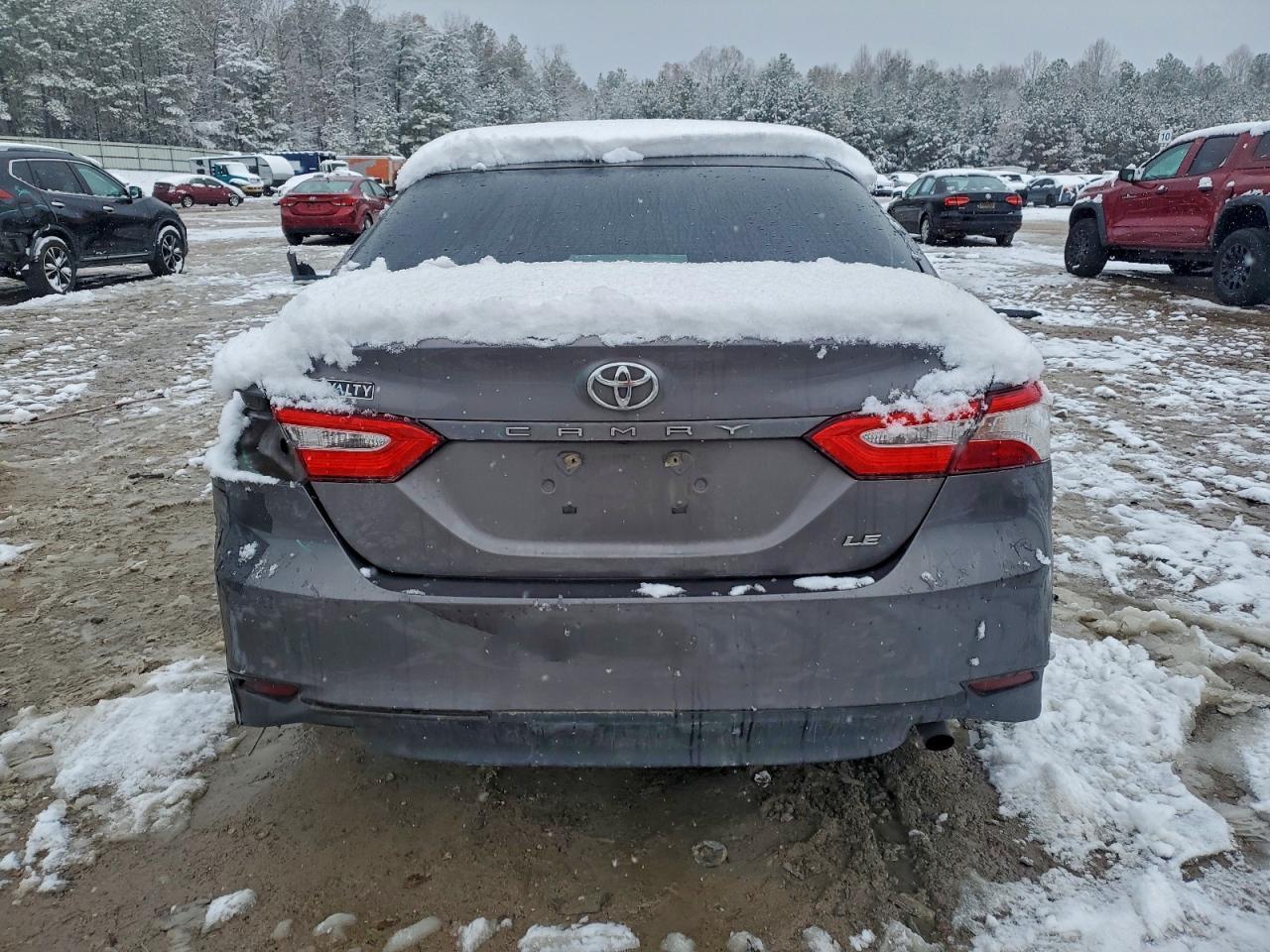 2018 TOYOTA CAMRY