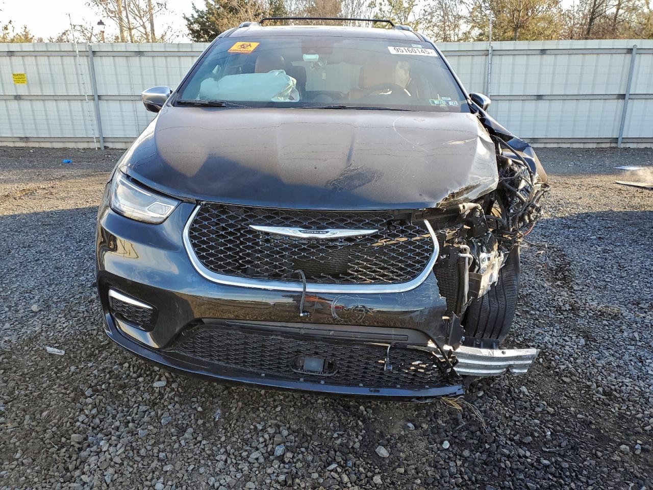 2022 CHRYSLER Pacifica
