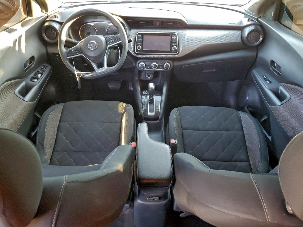 2020 NISSAN KICKS