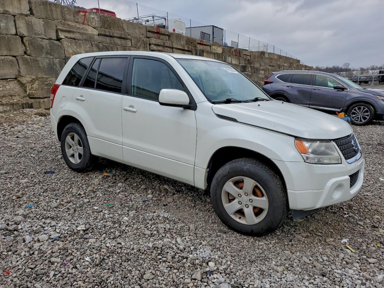 2011 SUZUKI Grand Vitara