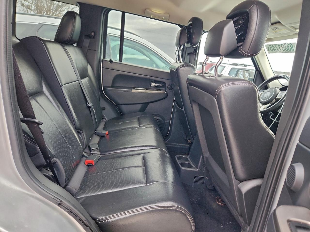 2011 JEEP Liberty