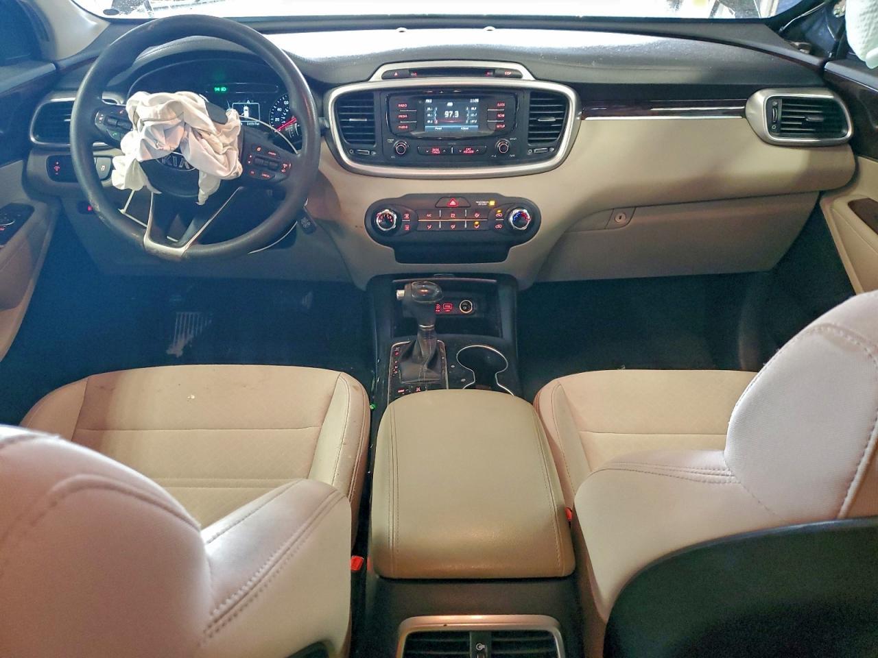2017 KIA SORENTO