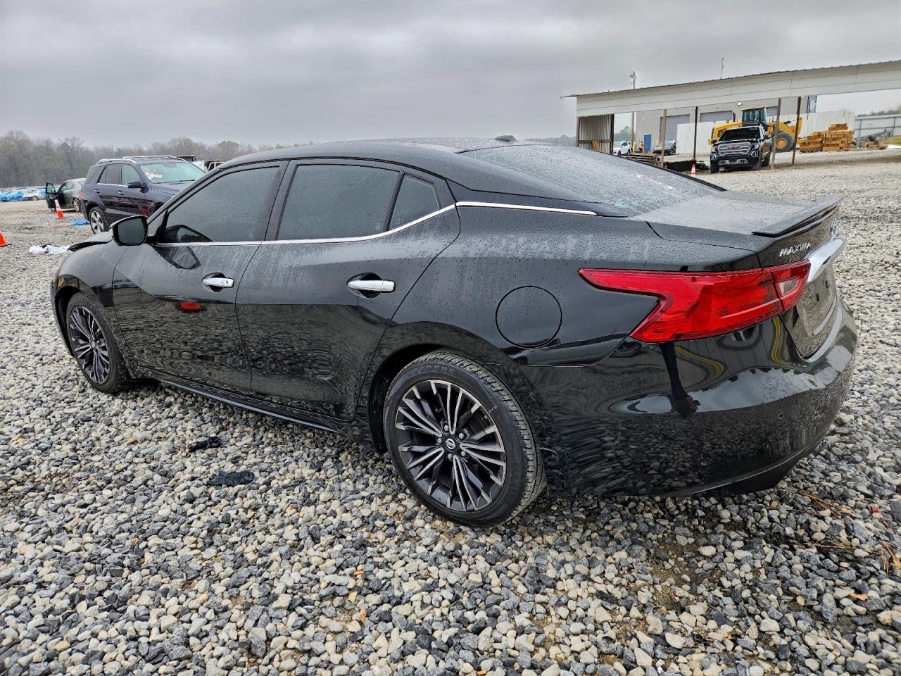 2017 NISSAN Maxima