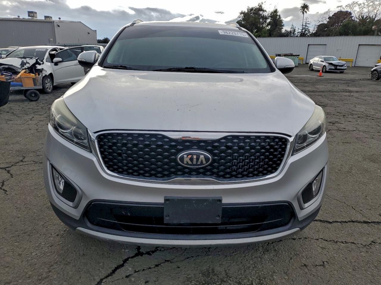 2017 KIA SORENTO