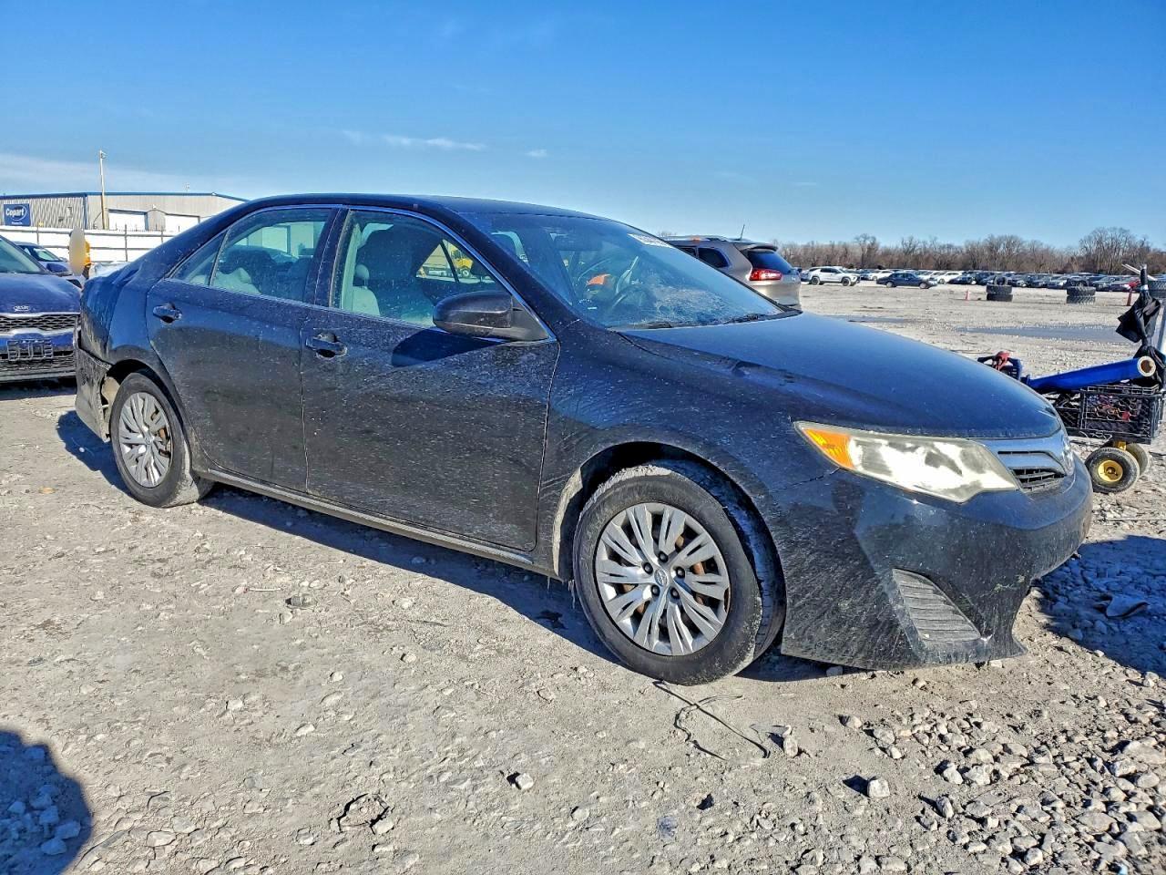 2012 TOYOTA CAMRY