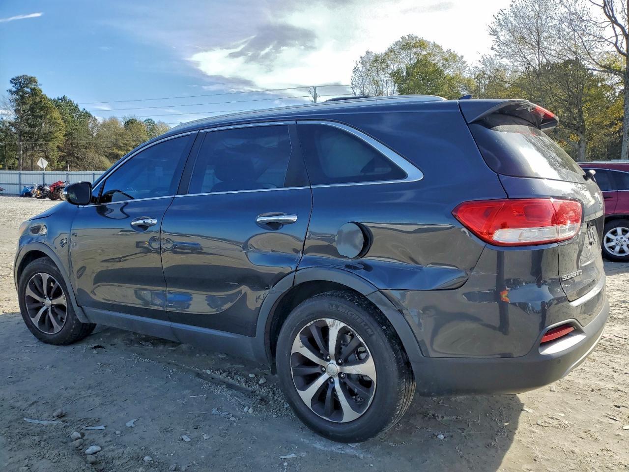 2016 KIA SORENTO