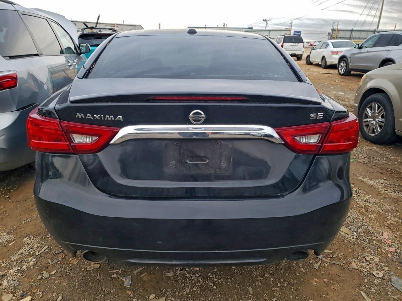 2016 NISSAN Maxima