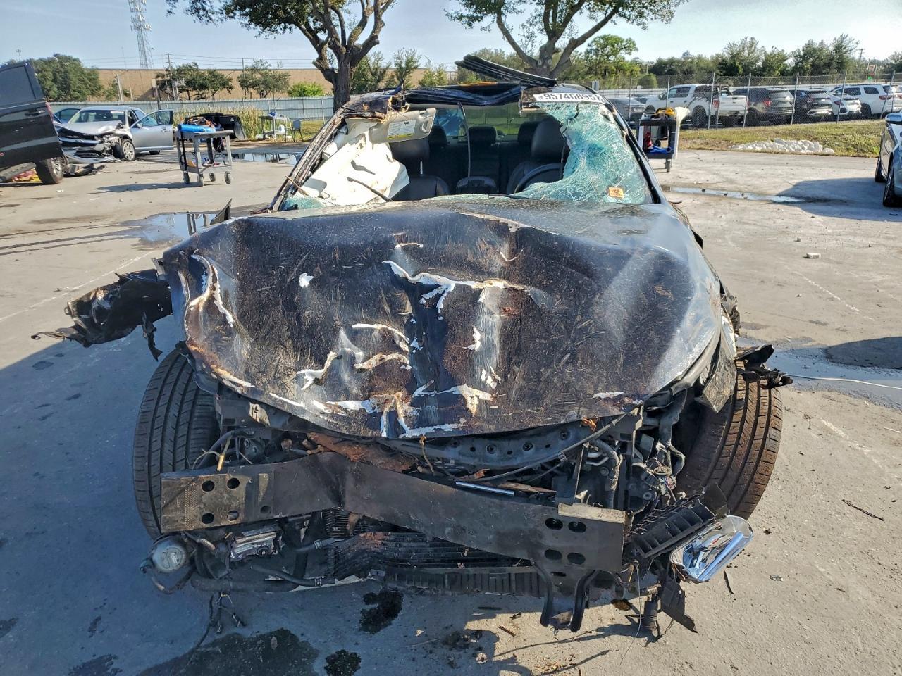 2017 INFINITI Q50