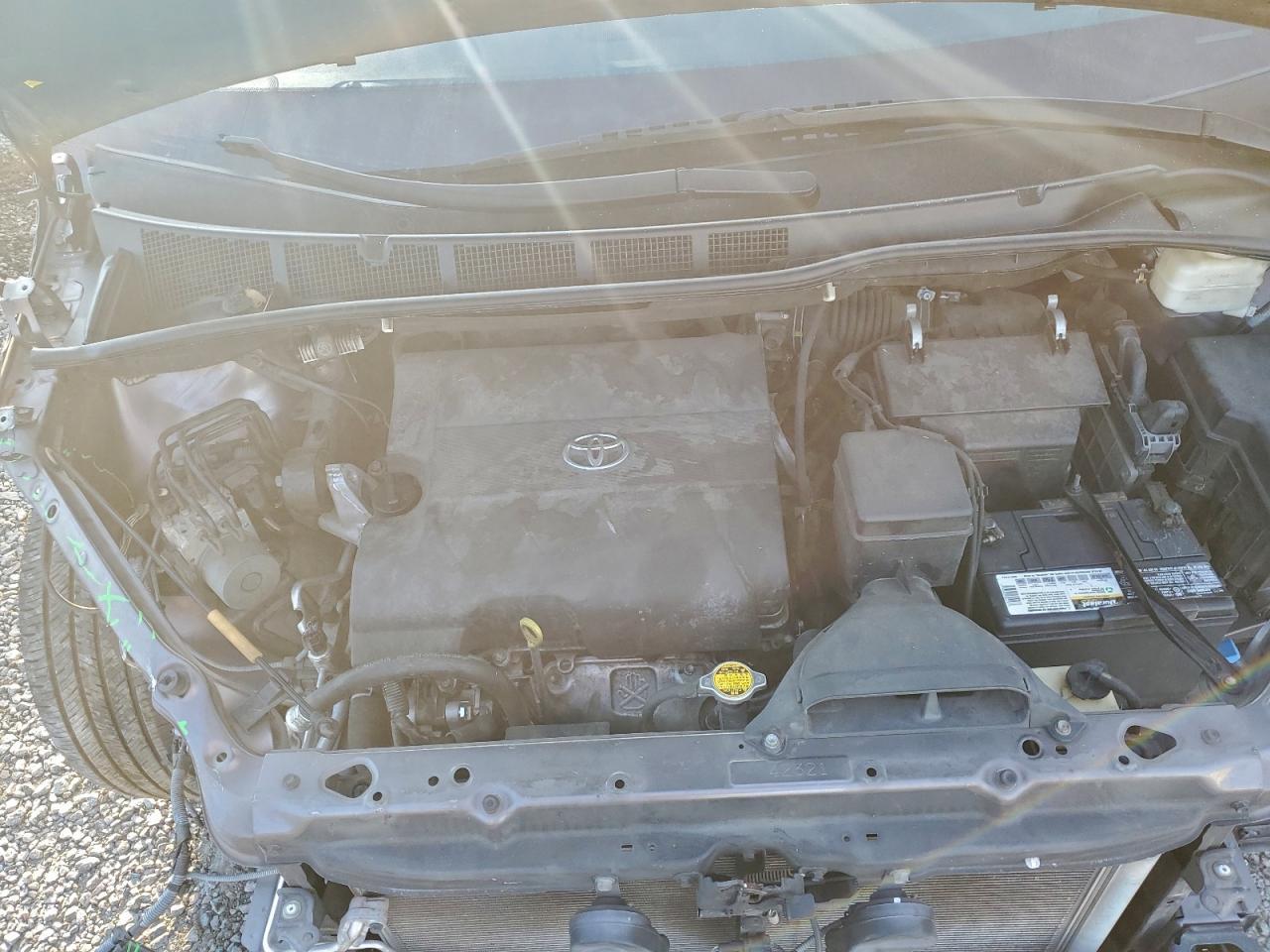 2013 TOYOTA SIENNA