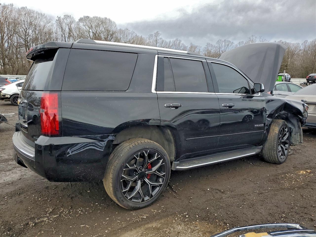 2017 CHEVROLET Tahoe
