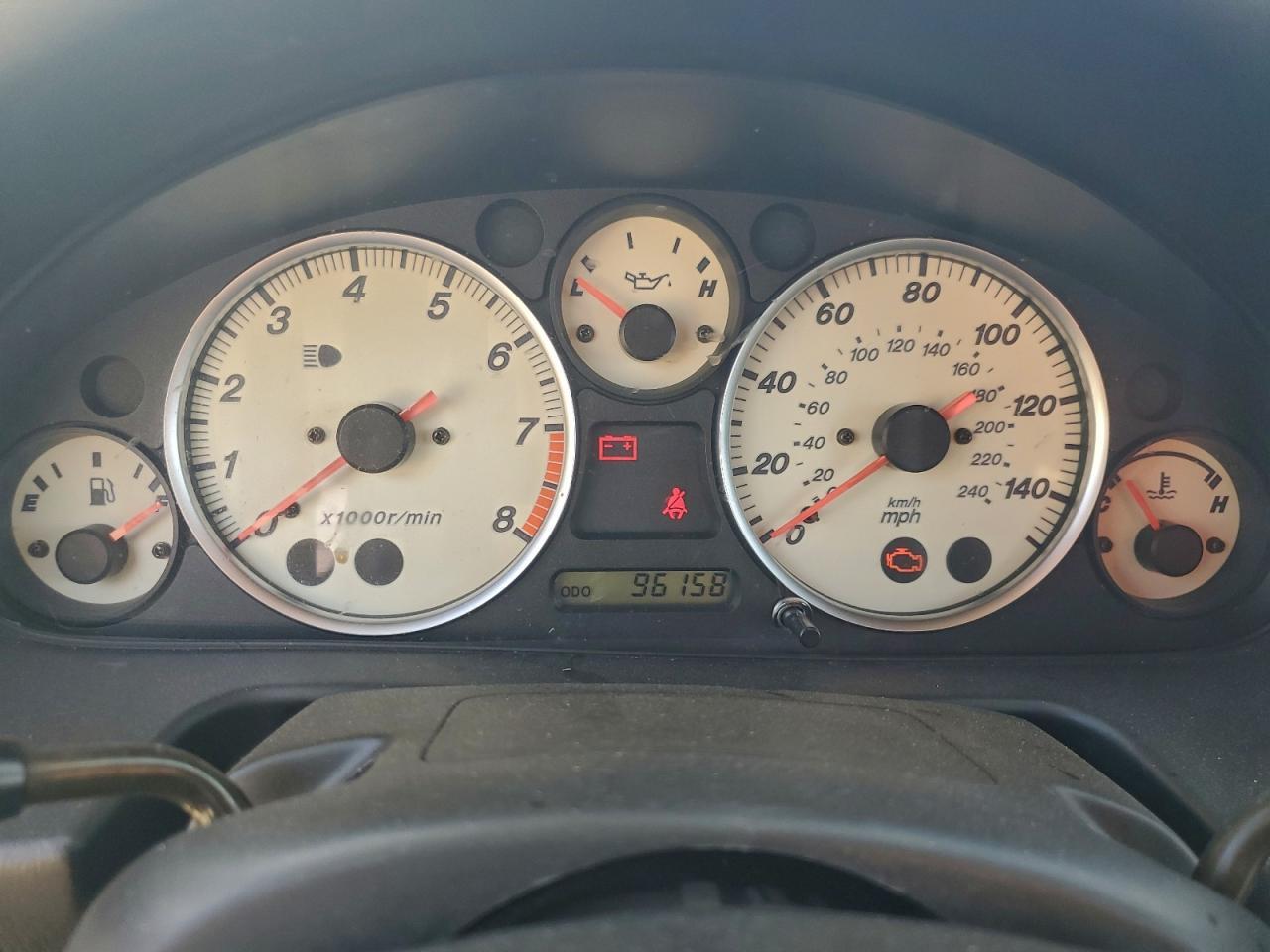 2004 MAZDA MX-5 Miata