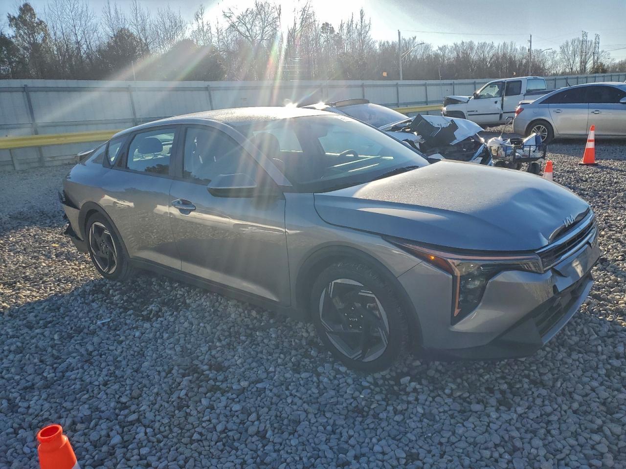 2025 KIA K4
