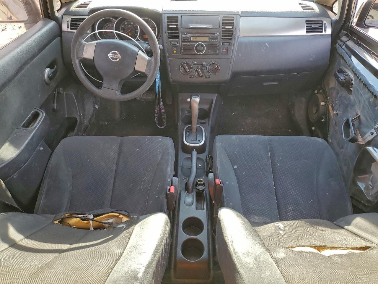 2010 NISSAN VERSA