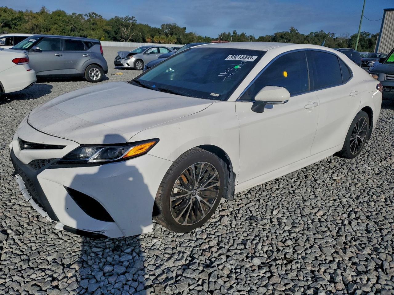2018 TOYOTA CAMRY