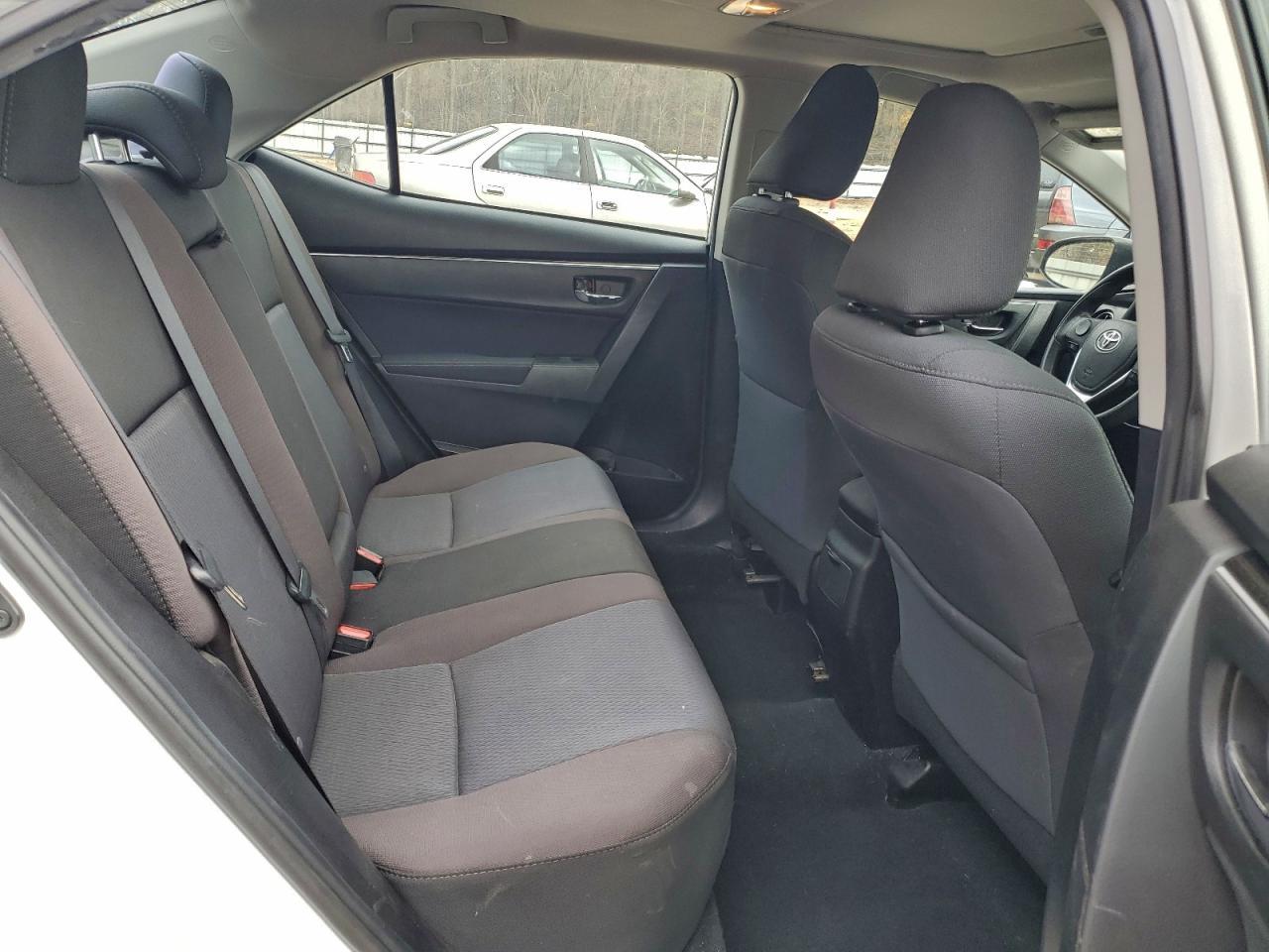 2017 TOYOTA COROLLA