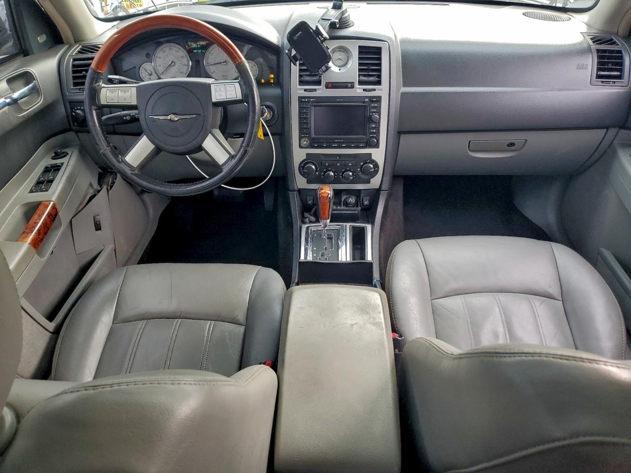 2006 CHRYSLER 300