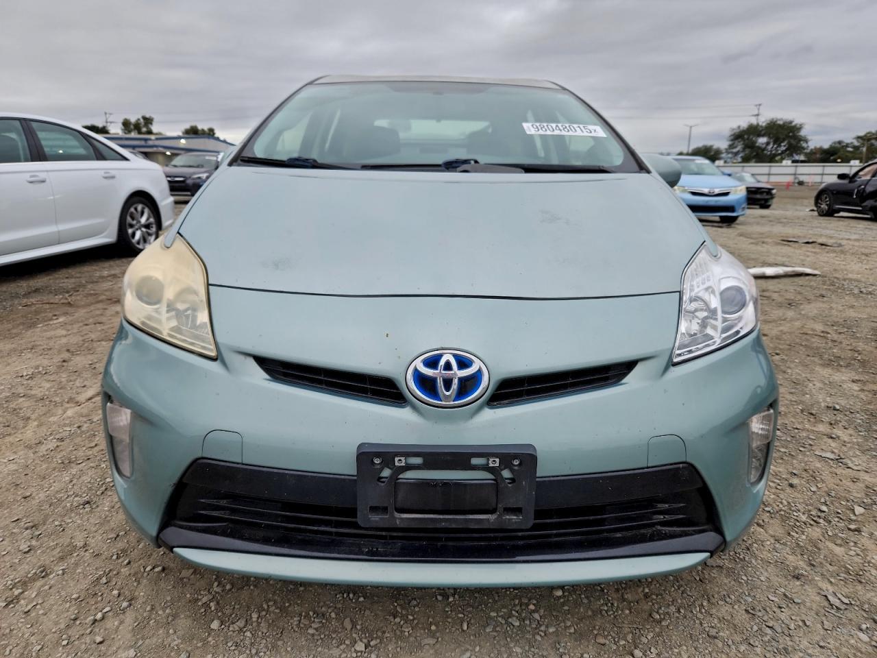 2015 TOYOTA PRIUS